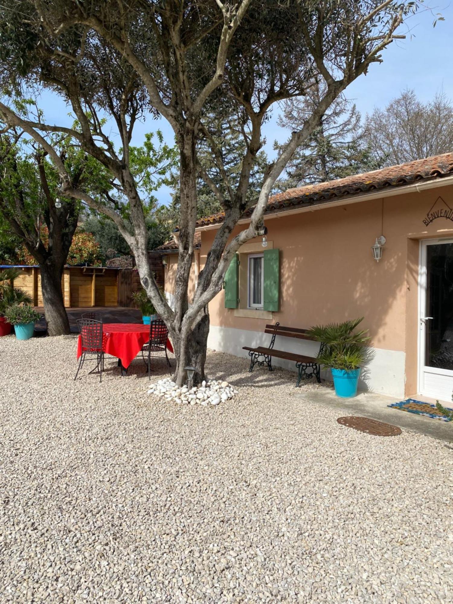 Gite 135 C Sarrians Exterior photo