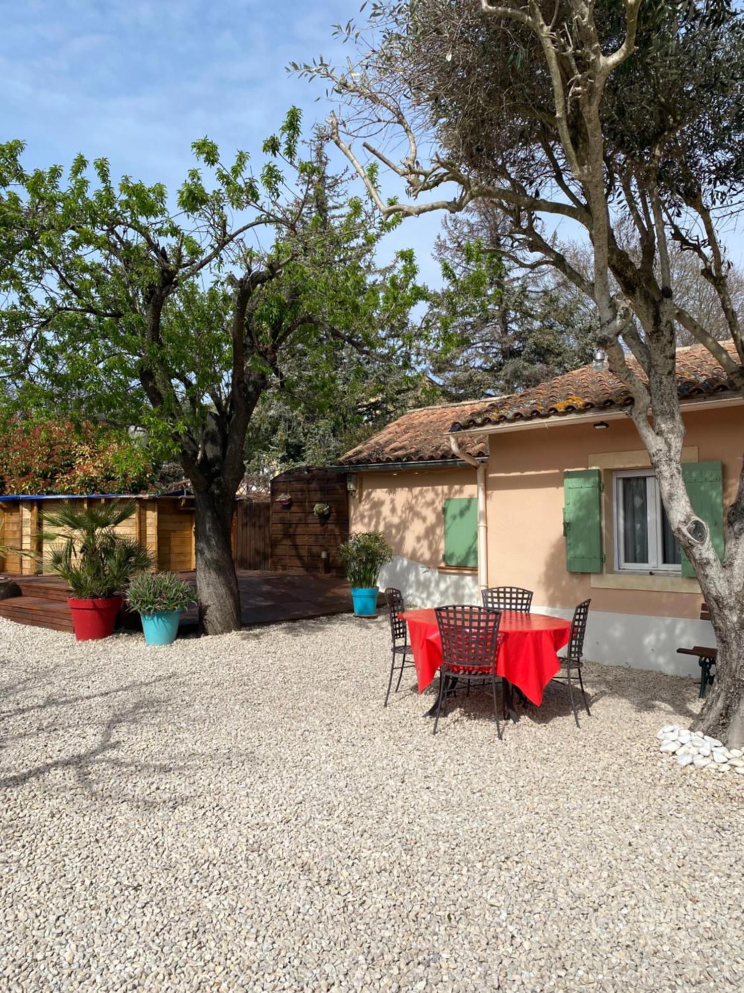 Gite 135 C Sarrians Exterior photo