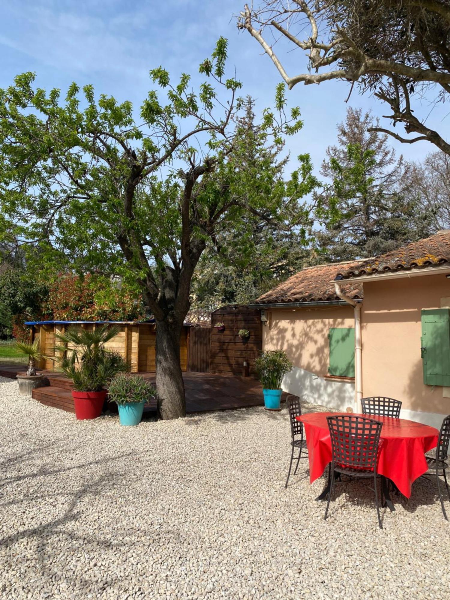 Gite 135 C Sarrians Exterior photo